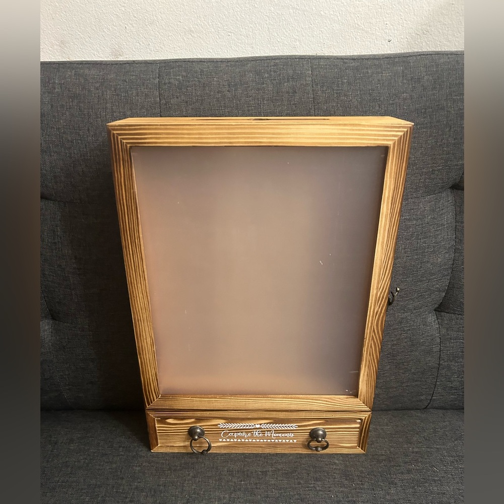 Case with Glass Window, Memory Box for Keepsakes Collection
CORKBOARD BACKING